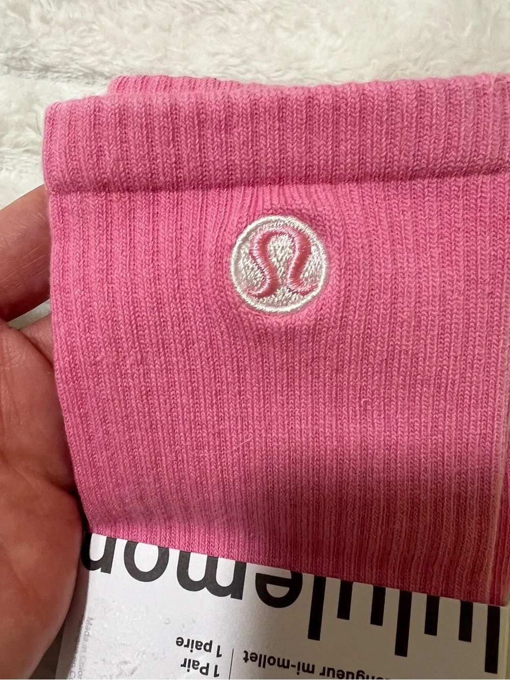🩷 Lululemon Daily Essential Crew Socks – NWT